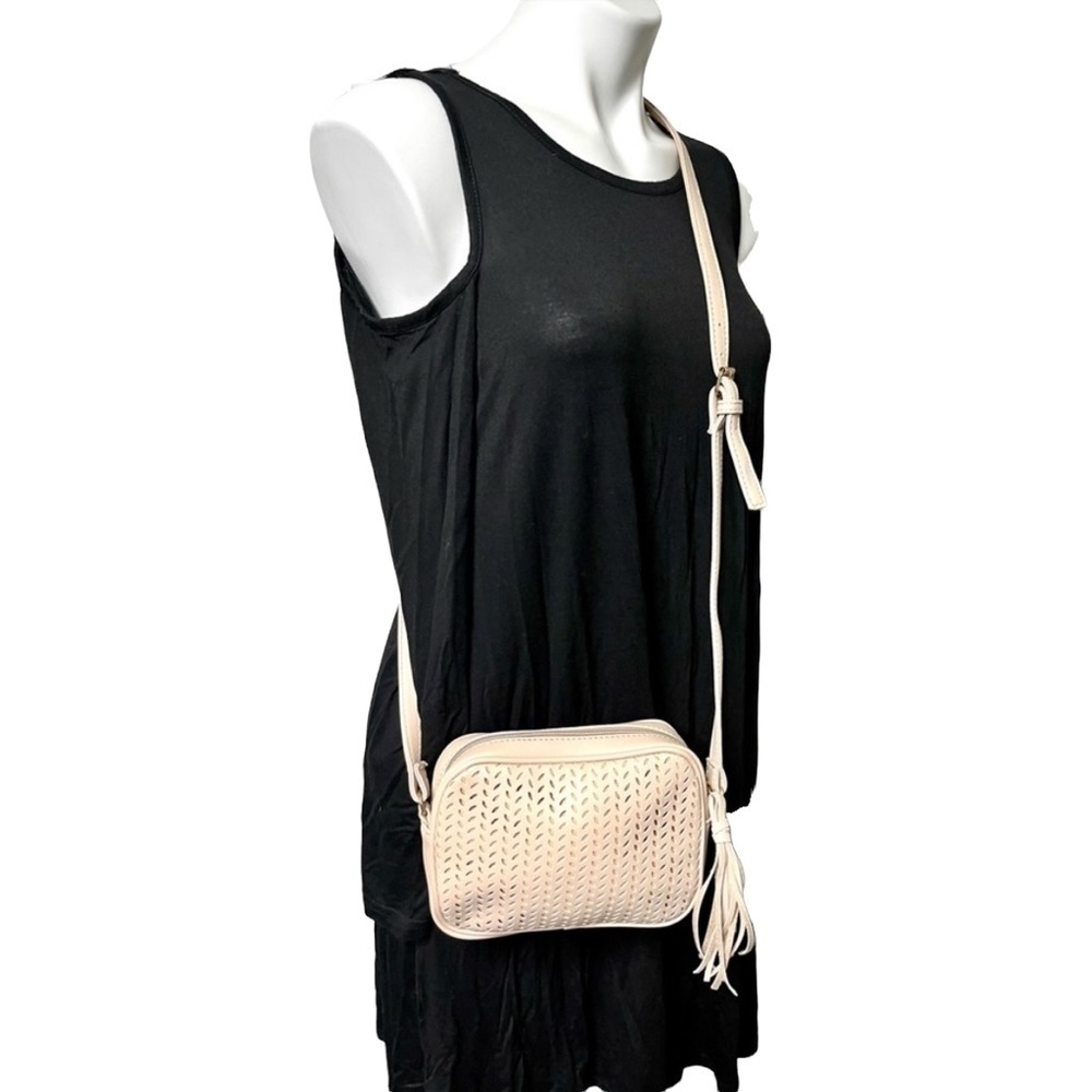 Summer and Rose Delilah Crossbody Purse in Tan New